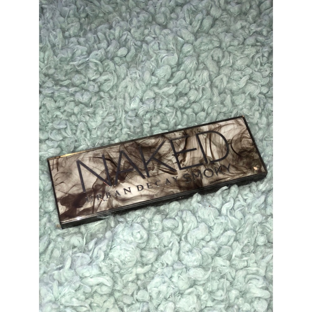 Urban Decay Naked Smoky pallete